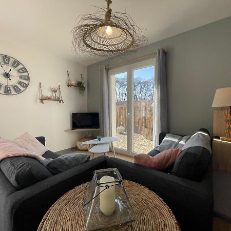 Maison Au Calme Pres Des Plages Poiroux Экстерьер фото