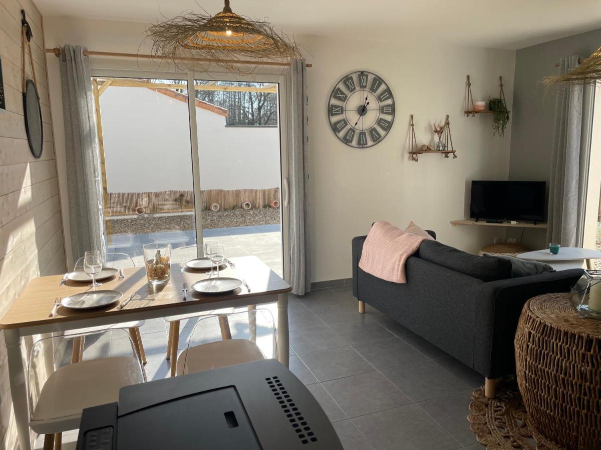 Maison Au Calme Pres Des Plages Poiroux Экстерьер фото