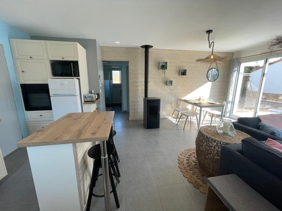 Maison Au Calme Pres Des Plages Poiroux Экстерьер фото